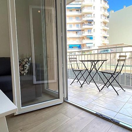 Marie Antoinette - Appartement 2 Chambres, Centre Ville, Terrasse, Moderne Antibes Exterior photo